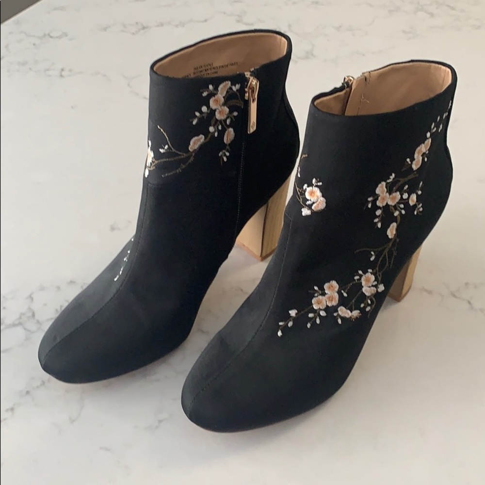 Nanette Lepore ankle boots